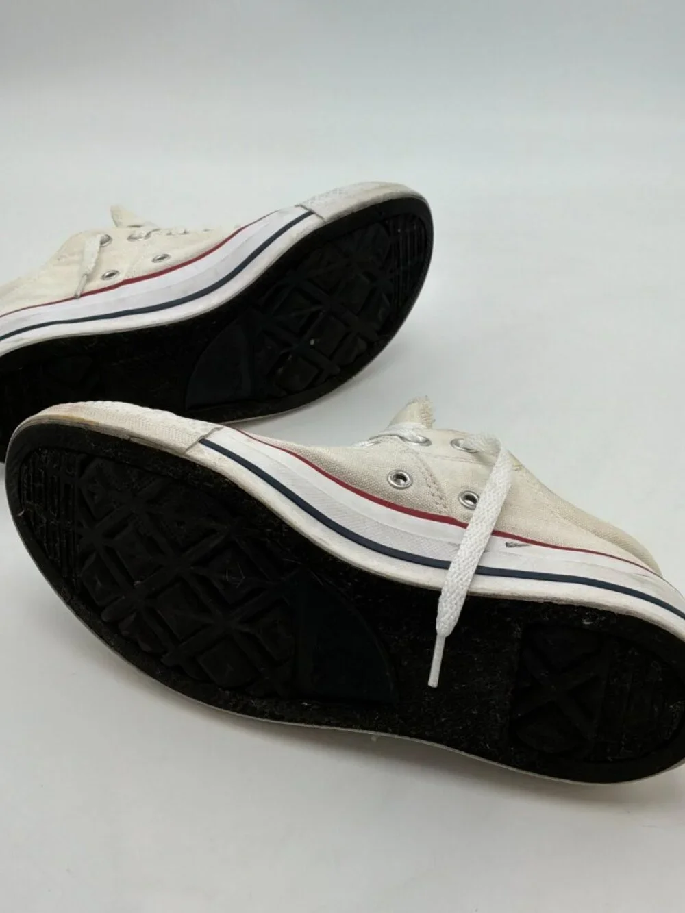 Converse Chuck Taylor All Star Women Size 8.5 White Casual Shoe Skate Sneakers - Picture 7 of 8